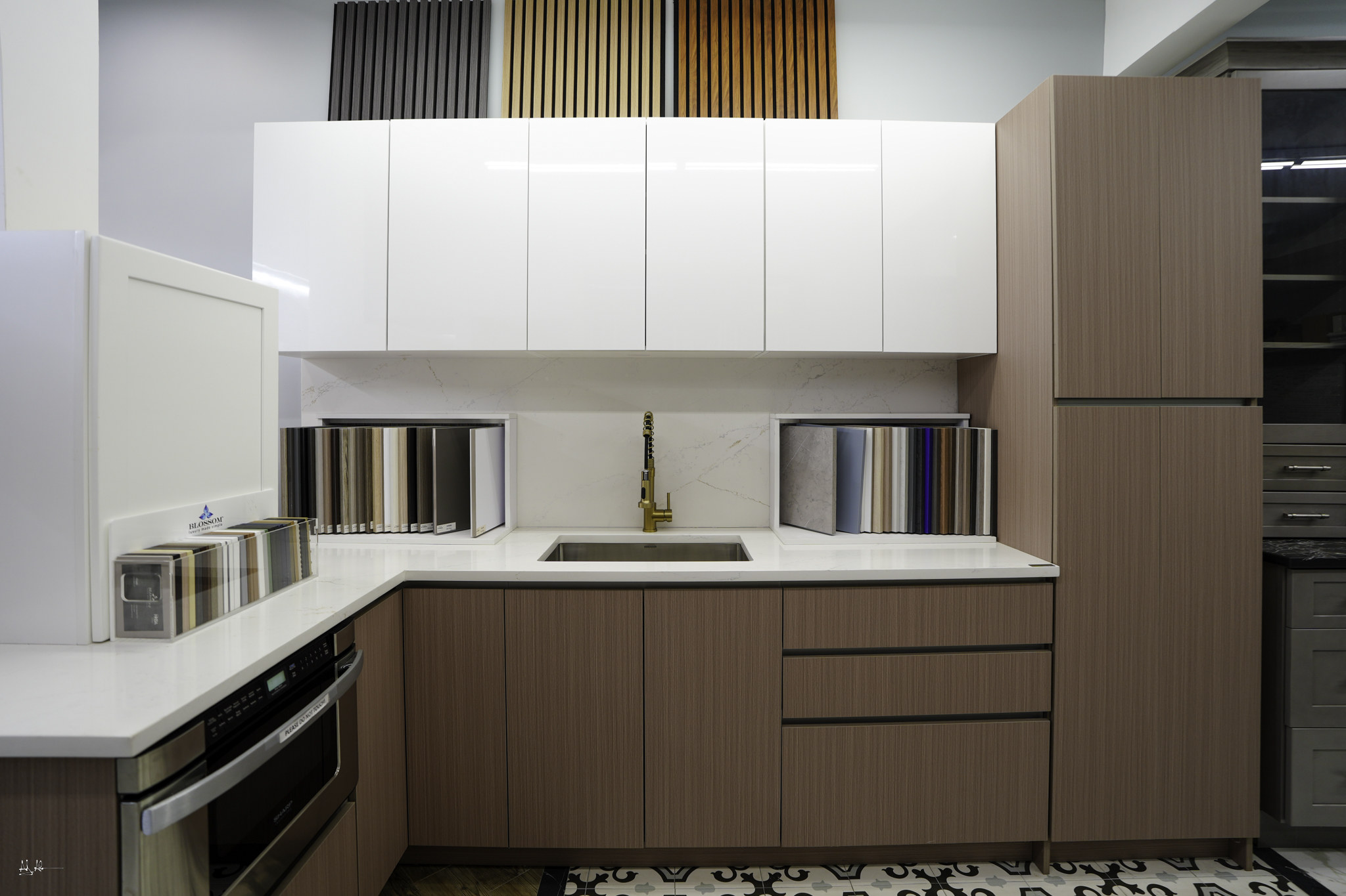 Kitchen cabinet and finish samples at the Class Remodeling Levittown showroom